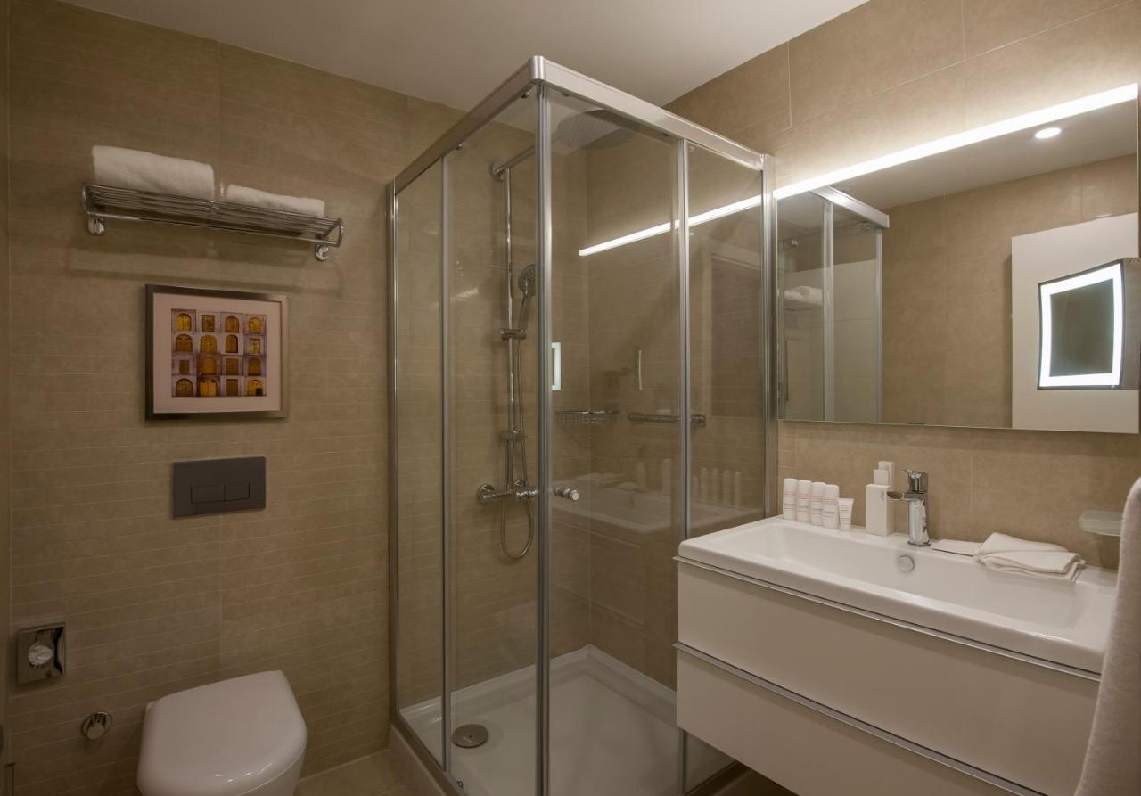 이스탄불 The Superior Living Batisehir 아파트 외부 사진